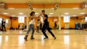 Bachata dansı temel hareketleri